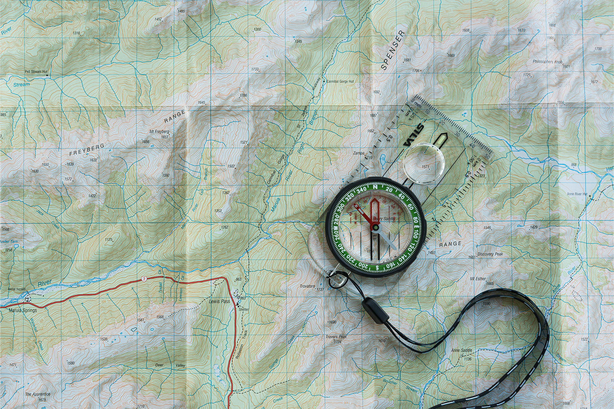 Get to know your compass - Wilderness Magazine